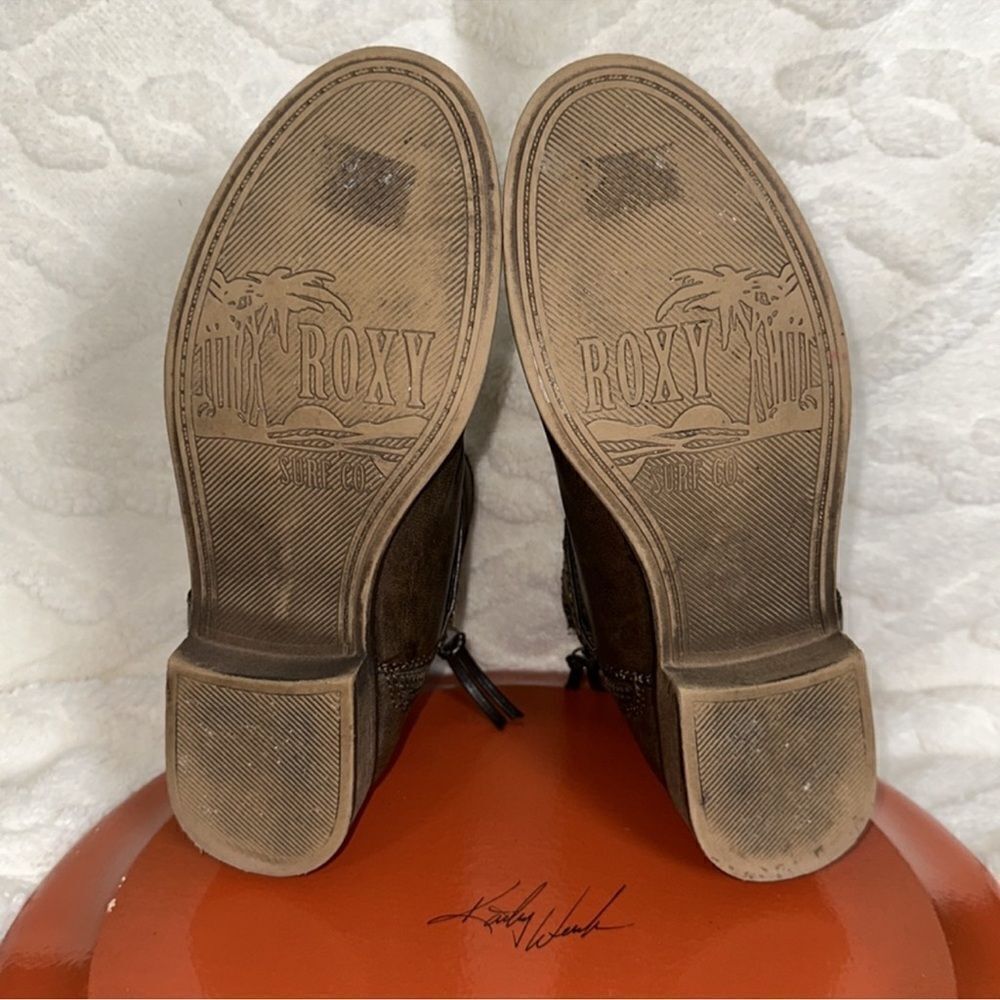 ROXY 9 Brown Faux Leather Embroidered Ankle Zip Saddle Boots - Picture 12 of 15